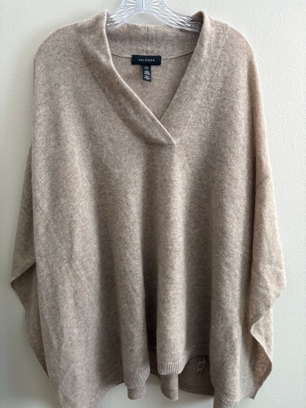 Halogen V-Neck 100% Cashmere Poncho beige melange one size